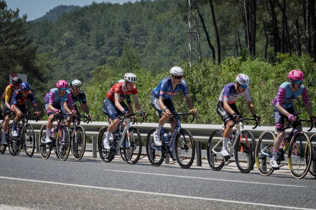 61st Presidential Cycling Tour of Turkiye MUGLA, TURKIYE - APRIL 28: Cyclists compete in a tight pack during the 132-kilometer Marmaris-Kiran route on April 28, 2026 in Mugla, Turkiye. This event represents the third stage of the 8-stage 61st Presidential Cycling Tour of Turkiye (TUR 2026), which is the only race in the country categorized as a ProSeries event on the UCI Europe Tour calendar. The competition is organized by the Turkish Cycling Federation under the auspices of the Presidency and with support from the Ministry of Youth and Sports. Ahmet Serdar Eser Anadolu Mugla Turkey. Editorial use only. Please get in touch for any other usage.  Copyright: x2026xAnadoluxAhmetxSerdarxEserx