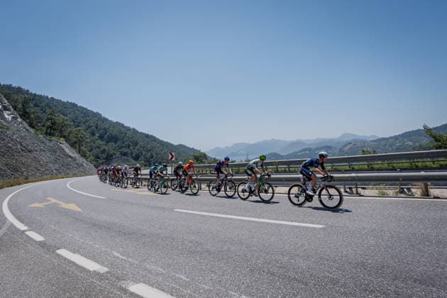61st Presidential Cycling Tour of Turkiye MUGLA, TURKIYE - APRIL 28: Cyclists compete in a tight pack during the 132-kilometer Marmaris-Kiran route on April 28, 2026 in Mugla, Turkiye. This event represents the third stage of the 8-stage 61st Presidential Cycling Tour of Turkiye (TUR 2026), which is the only race in the country categorized as a ProSeries event on the UCI Europe Tour calendar. The competition is organized by the Turkish Cycling Federation under the auspices of the Presidency and with support from the Ministry of Youth and Sports. Ahmet Serdar Eser Anadolu Mugla Turkey. Editorial use only. Please get in touch for any other usage.  Copyright: x2026xAnadoluxAhmetxSerdarxEserx