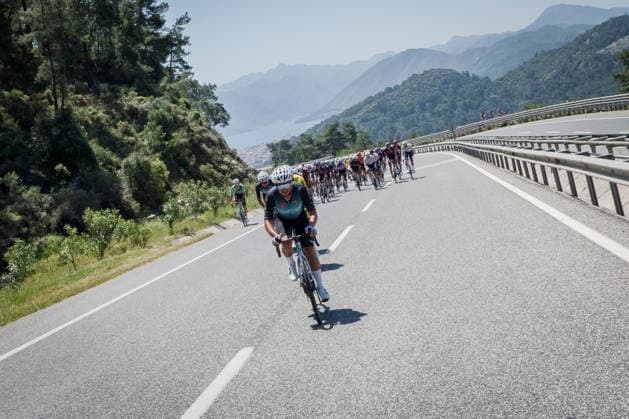 61st Presidential Cycling Tour of Turkiye MUGLA, TURKIYE - APRIL 28: Cyclists compete in a tight pack during the 132-kilometer Marmaris-Kiran route on April 28, 2026 in Mugla, Turkiye. This event represents the third stage of the 8-stage 61st Presidential Cycling Tour of Turkiye (TUR 2026), which is the only race in the country categorized as a ProSeries event on the UCI Europe Tour calendar. The competition is organized by the Turkish Cycling Federation under the auspices of the Presidency and with support from the Ministry of Youth and Sports. Ahmet Serdar Eser Anadolu Mugla Turkey. Editorial use only. Please get in touch for any other usage.  Copyright: x2026xAnadoluxAhmetxSerdarxEserx