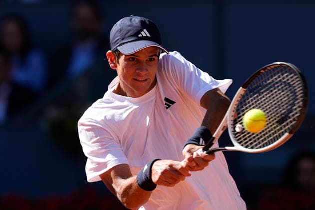 April 28, 2026, Madrid, Madrid, Spain: Rafael Jodar of Spain plays against Vit Kopriva of Czech Republic during the Mutua Madrid Open 2026, ATP, Tennis Herren Masters 1000 and WTA, Tennis Damen 1000, at La Caja Magica on April 28, 2026 in Madrid, Spain. Madrid Spain - ZUMAa181 20260428_zaa_a181_273 Copyright: xOscarxJ.xBarrosox