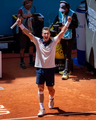 Mutua Madrid Open - Day Nine MADRID, SPAIN - APRIL 28: Jiri Lehecka of Czech Republic celebrates the victory against Lorenzo Musetti of Italy during the Men s Singles Round of 16 match during the Mutua Madrid Open 2026 tournament celebrated at La Caja Magica on April 28, 2026 in Madrid, Spain. Madrid La Caja Magica Madrid Spain Copyright: xAlbertoxGardinx AGardin_20260428_Tennis_Madrid_Day9_0702