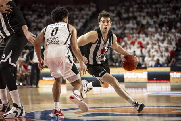 Besiktas GAIN v Cosea JL Bourg - EuroCup Final BOURG-EN-BRESSE, FRANCE - APRIL 28: Berk Ugurlu (6) of Besiktas GAIN in action during EuroCup basketball final match between Besiktas GAIN and Cosea JL Bourg at the Ekinox in Bourg-en-Bresse France on April 28, 2026. Elyxandro Cegarra Anadolu Bourg-en-Bresse France. Editorial use only. Please get in touch for any other usage.  Copyright: x2026xAnadoluxElyxandroxCegarrax