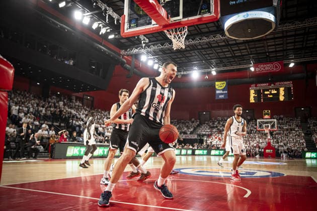 Besiktas GAIN v Cosea JL Bourg - EuroCup Final BOURG-EN-BRESSE, FRANCE - APRIL 28: Ante Zizic (41) of Besiktas GAIN in action during EuroCup basketball final match between Besiktas GAIN and Cosea JL Bourg at the Ekinox in Bourg-en-Bresse France on April 28, 2026. Elyxandro Cegarra Anadolu Bourg-en-Bresse France. Editorial use only. Please get in touch for any other usage.  Copyright: x2026xAnadoluxElyxandroxCegarrax