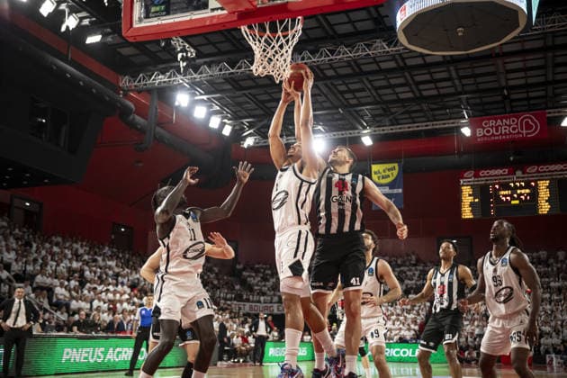 Besiktas GAIN v Cosea JL Bourg - EuroCup Final BOURG-EN-BRESSE, FRANCE - APRIL 28: Ante Zizic (41) of Besiktas GAIN in action during EuroCup basketball final match between Besiktas GAIN and Cosea JL Bourg at the Ekinox in Bourg-en-Bresse France on April 28, 2026. Elyxandro Cegarra Anadolu Bourg-en-Bresse France. Editorial use only. Please get in touch for any other usage.  Copyright: x2026xAnadoluxElyxandroxCegarrax