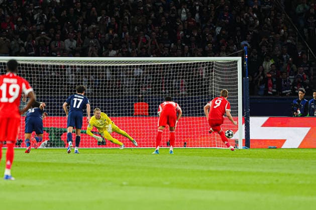 Goal to 0 1 from penalty kick Harry Kane FC Bayern Munich, 09 FRA, Paris St Germain vs FC Bayern Munich, Football, UEFA Champions League, Semi-final, 2025 2026 season, 28 04 2026 FRA, Paris St Germain vs FC Bayern Munich, Football, UEFA Champions League, Semi-final, 2025 2026 season, 28 04 2026 Paris Copyright: xEibner-Pressefoto MarcelxvonxFehrnx EP_MFN