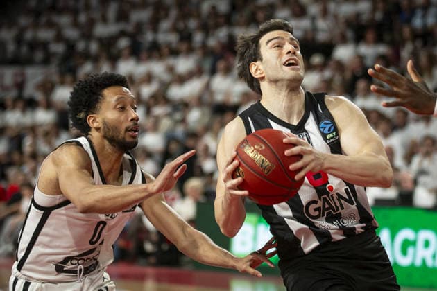 Cosea JL Bourg v Besiktas GAIN - EuroCup Final BOURGUE-EN-BRESSE, FRANCE - APRIL 28: Berk Ugurlu of Besiktas GAIN competes during the final EuroCup basketball match between Besiktas GAIN and Cosea JL Bourg at the Ekinox in Bourg-en-Bresse France on April 28, 2026. Elyxandro Cegarra Anadolu Bourg-en-Bresse France. Editorial use only. Please get in touch for any other usage.  Copyright: x2026xAnadoluxElyxandroxCegarrax
