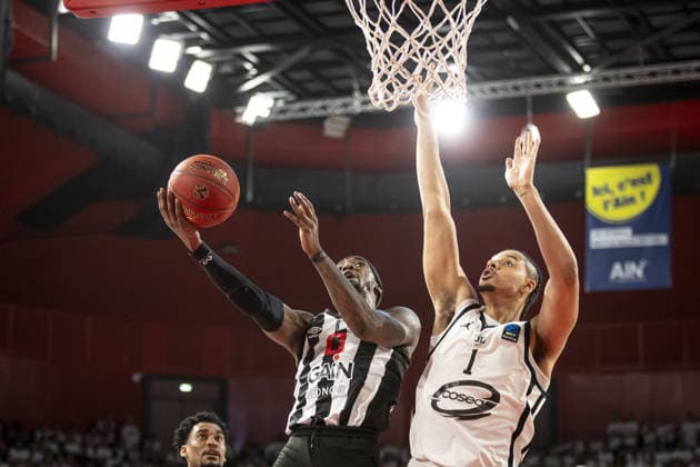 Cosea JL Bourg v Besiktas GAIN - EuroCup Final BOURG-EN-BRESSE, FRANCE - APRIL 28: Jonah Mathews of Besiktas GAIN in action during EuroCup basketball final match between Besiktas GAIN and Cosea JL Bourg at the Ekinox in Bourg-en-Bresse France on April 28, 2026. Elyxandro Cegarra Anadolu Bourg-en-Bresse France. Editorial use only. Please get in touch for any other usage.  Copyright: x2026xAnadoluxElyxandroxCegarrax