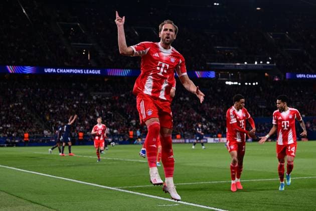 Goal celebration for 0 1 by Harry Kane 9 FC Bayern Muenchen , Paris Saint Germain vs FC Bayern München, Champions League, Semifinal, 28 04 2026 Paris Paris France Copyright: xkolbert-press MarcxNiemeyerx