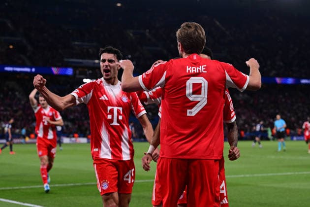 Goal celebration for 0 1 by Harry Kane 9 FC Bayern Muenchen , Paris Saint Germain vs FC Bayern München, Champions League, Semifinal, 28 04 2026 Paris Paris France Copyright: xkolbert-press MarcxNiemeyerx