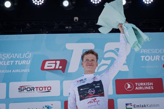 61st Presidential Cycling Tour of Turkiye MUGLA, TURKIYE - APRIL 28: Polish rider Michal Pomorski of the ATT Investments team celebrates on the podium after retaining the white jersey during the third stage of the 61st Presidential Cycling Tour of Turkiye (TUR 2026) on April 28, 2026, in Mugla, Turkiye. Ahmet Serdar Eser Anadolu Mugla Turkey. Editorial use only. Please get in touch for any other usage.  Copyright: x2026xAnadoluxAhmetxSerdarxEserx
