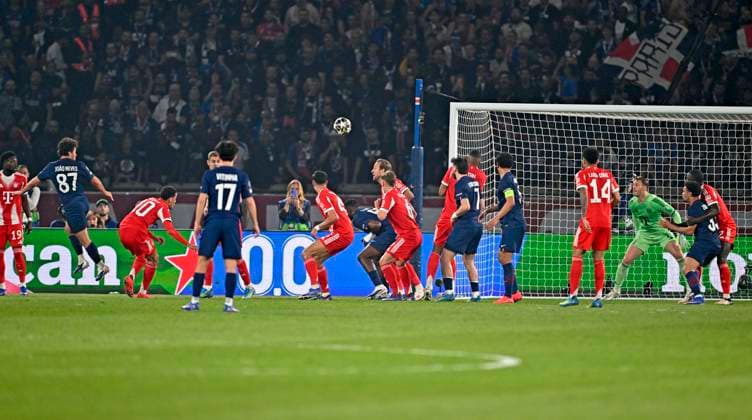 28 04 2026, Football UEFA Championsleague 2025 2026 semi-final first leg, Paris St Germain FC Bayern Munich, at the Parc de Princes stadium in Paris France Goalkeeper Manuel Neuer FC Bayern Munich concedes the 2 1 from Joao Neves FC Paris Saint Germain DFL and DFB regulations prohibit any use of photographs as image sequences and or quasi video