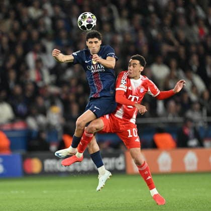 PSG v FC Bayern Munich - UEFA Champions League PARIS, FRANCE - APRIL 28: Achraf Hakimi (L) of Paris Saint-Germain (PSG) and Jamal Musiala (R) of FC Bayern Munich compete for the ball during the UEFA Champions League semi-final first leg match between PSG and FC Bayern Munich at Parc des Princes in Paris, France on April 28, 2026. Mustafa Yalcin Anadolu Paris France. Editorial use only. Please get in touch for any other usage.  Copyright: x2026xAnadoluxMustafaxYalcinx