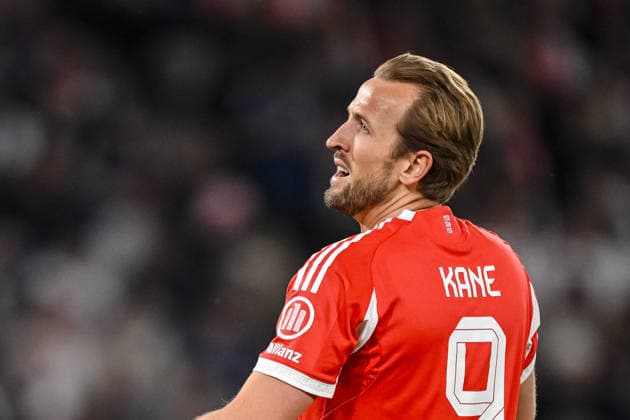 Harry Kane FC Bayern Munich gestures looks dejected during the UEFA Champions League 2025 26 Semi Final First Leg match between Paris Saint Germain and FC Bayern Munich at Parc des Princes on April 28, 2026 in Paris, France Photo by Harry Langer DeFodi Images