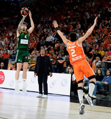 ESP Valencia Basket v Panathinaikos AKTOR Athens PlayOff Euroleague Juancho Hernangomez of Panathinaikos during the Euroleague match, playoff Game 1, between Valencia Basket and Panathinaikos AKTOR Athens played at Roig Arena Stadium on April 28, 2026 in Valencia Spain Valencia Spain Basketball Copyright: xPacoxMGEstudix xAgenciaxLOFx