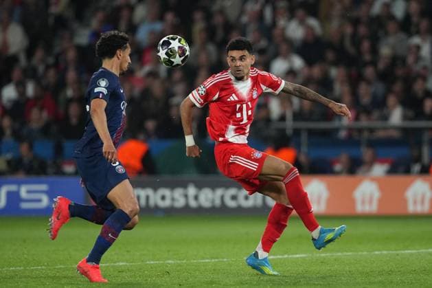 Luis Diaz of Bayern Munich pulls it back to 5-4 Paris Saint-Germain v Bayern Munich, UEFA Champions League, Semi Final, First Leg, Football, Parc des Princes, Paris, France - 28 Apr 2026Paris Parc des Princes France EDITORIAL USE ONLY No use with unauthorised audio, video, data, fixture lists, club league logos or live services. Online in-match use limited to 120 images, no video emulation. No use in betting, games or single club league player publications.  Copyright: xDavexWinter Shutterstockx 16847969da