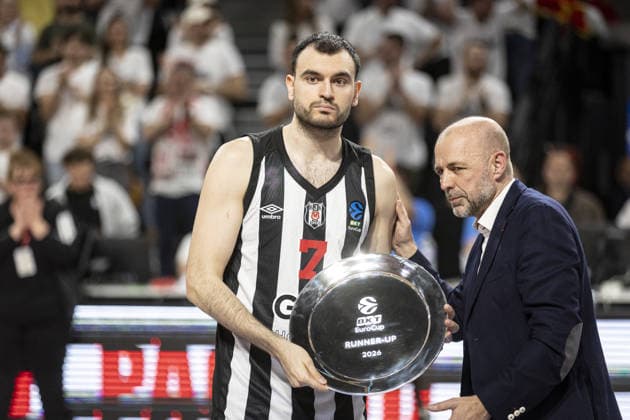 Cosea JL Bourg v Besiktas GAIN - EuroCup Final BOURGUE-EN-BRESSE, FRANCE - APRIL 28: Yigit Arslan of Besiktas seen at the end of the final EuroCup basketball match between Besiktas GAIN and Cosea JL Bourg at the Ekinox in Bourg-en-Bresse France on April 28, 2026. Elyxandro Cegarra Anadolu Bourg-en-Bresse France. Editorial use only. Please get in touch for any other usage.  Copyright: x2026xAnadoluxElyxandroxCegarrax