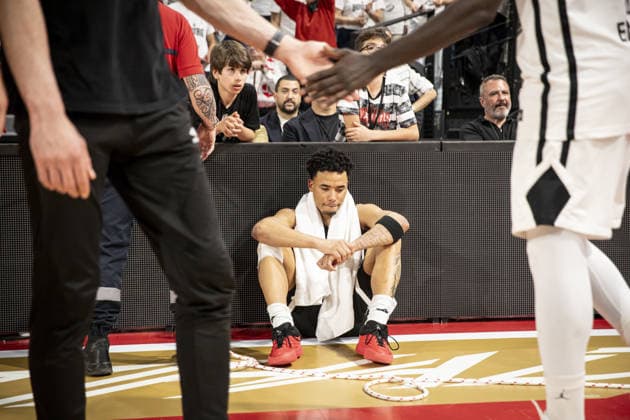 Cosea JL Bourg v Besiktas GAIN - EuroCup Final BOURGUE-EN-BRESSE, FRANCE - APRIL 28: Jonah Mathews of Besiktas seen at the end of the final EuroCup basketball match between Besiktas GAIN and Cosea JL Bourg at the Ekinox in Bourg-en-Bresse France on April 28, 2026. Elyxandro Cegarra Anadolu Bourg-en-Bresse France. Editorial use only. Please get in touch for any other usage.  Copyright: x2026xAnadoluxElyxandroxCegarrax