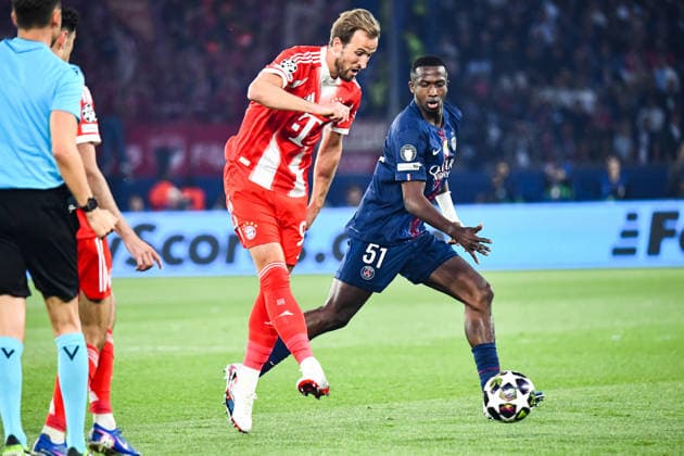 FOOTBALL : Paris Saint Germain vs FC Bayern Munich - Ligue des Champions - demi finale aller - 28 04 2026 Harry Kane (Bayern Munich) Willian Pacho (Paris SG) ParisFrance  Copyright: xBaptistexAutissierx