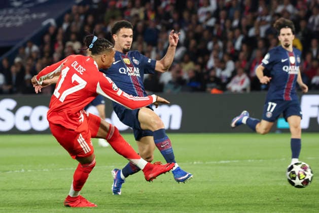 FOOTBALL : Paris Saint Germain Vs Bayern Munich - Ligue des Champions - Demi Finale - 28 04 2026 Michael Olise (FC Bayern Munich) Vs Warren Zaire-Emery (PSG) ParisFrance  Copyright: xMichaelxBaucherx
