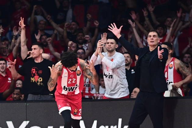 EuroLeague Basketball, Play Off Game 1, Olympiacos Piraeus vs AS Monaco - Tyler Dorsey, 22 of Olympiacos Piraeus in action during the Euroleague Play Off Game 1 basketball match between Olympiacos Piraeus and Play Off Game 1 held at Peace and Friendship Stadium in Piraeus, Grecee, 28 April 2026. PIRAEUS Greece Copyright: xOnexInchxProductionsx 6952477