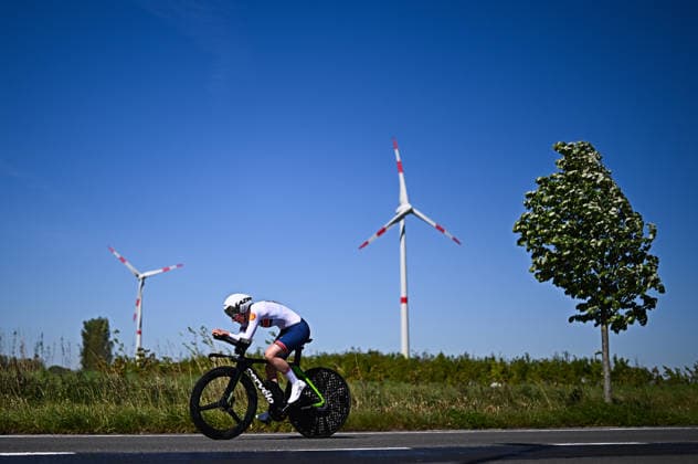 UCI Para Cycling Road World Cup: Round 2 Picture by Mathew Wells SWpix.com - 29 04 2026 - Cycling - UCI Para Cycling Road World Cup: Round 2 - Gistel, West Flanders, Belgium - Women C5 Individual Time Trial (ITT) - Crystal Lane-Wright (Great Britain) Copyright: x xSWpix.comx(t axPhotographyxHubxLtd)xMathewxWells SWpix.comx SWP-3030-13534