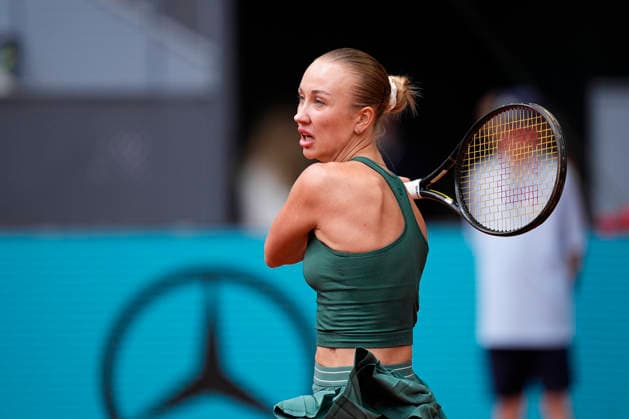 April 29, 2026, Madrid, Madrid, Spain: Anastasia Potapova of Austria plays against Karolina Pliskova of Czech Republic during the Mutua Madrid Open 2026, ATP, Tennis Herren Masters 1000 and WTA, Tennis Damen 1000, at La Caja Magica on April 29, 2026 in Madrid, Spain. Mutua Madrid Open 2026 - Day 10 - ZUMAa181 20260429_zaa_a181_002 Copyright: xOscarxJ.xBarrosox