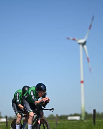 UCI Para Cycling Road World Cup: Round 2 Picture by Mathew Wells SWpix.com - 29 04 2026 - Cycling - UCI Para Cycling Road World Cup: Round 2 - Gistel, West Flanders, Belgium - MB Individual Time Trial (ITT) - Damien Vereker (Ireland) piloted by Mitchell McLaughlin Copyright: x xSWpix.comx(t axPhotographyxHubxLtd)xMathewxWells SWpix.comx SWP-3030-13545