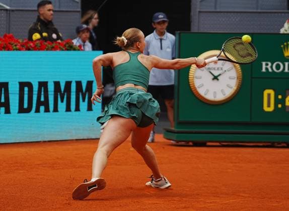 TENNIS - MUTUA MADRID OPEN 2026 - 29 04 2026 Laurent Lairys MAXPPP - Anastasia Potapova of Austria during the Mutua Madrid Open 2026, ATP, Tennis Herren Masters 1000 and WTA, Tennis Damen 1000 on 29 April 2026 at La Caja Magica in Madrid, Spain - Photo: Laurent Lairys MADRID SPAIN  Copyright: xMAXPPPxLaurentxLairysx LLR202604290765 LLR202604290765