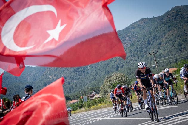 61st Presidential Cycling Tour of Turkiye MUGLA, TURKIYE - APRIL 29: Cyclists compete during the 130-kilometer Marmaris-Fethiye stage of the 61st Presidential Cycling Tour of Turkiye (TUR 2026) on April 29, 2026, in Mugla, Turkiye. This 8-stage event is the only competition in the country classified as a ProSeries race on the UCI Europe Tour calendar. The tour is organized by the Turkish Cycling Federation under the auspices of the Presidency and receives support from the Ministry of Youth and Sports. Ahmet Serdar Eser Anadolu Mugla Turkey. Editorial use only. Please get in touch for any other usage.  Copyright: x2026xAnadoluxAhmetxSerdarxEserx