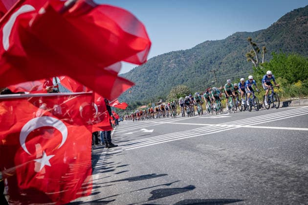 61st Presidential Cycling Tour of Turkiye MUGLA, TURKIYE - APRIL 29: Cyclists compete during the 130-kilometer Marmaris-Fethiye stage of the 61st Presidential Cycling Tour of Turkiye (TUR 2026) on April 29, 2026, in Mugla, Turkiye. This 8-stage event is the only competition in the country classified as a ProSeries race on the UCI Europe Tour calendar. The tour is organized by the Turkish Cycling Federation under the auspices of the Presidency and receives support from the Ministry of Youth and Sports. Ahmet Serdar Eser Anadolu Mugla Turkey. Editorial use only. Please get in touch for any other usage.  Copyright: x2026xAnadoluxAhmetxSerdarxEserx