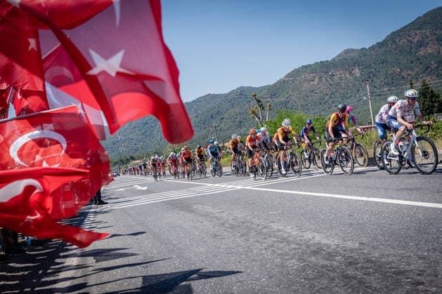 61st Presidential Cycling Tour of Turkiye MUGLA, TURKIYE - APRIL 29: Cyclists compete during the 130-kilometer Marmaris-Fethiye stage of the 61st Presidential Cycling Tour of Turkiye (TUR 2026) on April 29, 2026, in Mugla, Turkiye. This 8-stage event is the only competition in the country classified as a ProSeries race on the UCI Europe Tour calendar. The tour is organized by the Turkish Cycling Federation under the auspices of the Presidency and receives support from the Ministry of Youth and Sports. Ahmet Serdar Eser Anadolu Mugla Turkey. Editorial use only. Please get in touch for any other usage.  Copyright: x2026xAnadoluxAhmetxSerdarxEserx