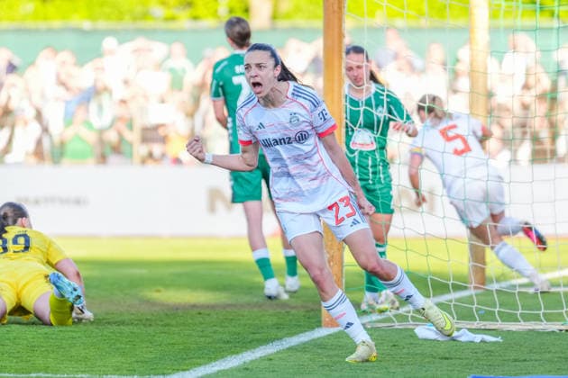 29.04.2026, xydrx, Frauen, Fußball, 1.Frauen-Bundesliga, SV Werder Bremen - FC Bayern München, Saison 2025 2026, Stadion Platz 11: Torjubel nach dem Tor zum 1:0 für den FC Bayern München durch Torschützin Natalia Padilla Bidas (FC Bayern München, 23) DFB regulations prohibit any use of photographs as image sequences and or quasi-video. *** 29 04 2026, xydrx, Women, Football, 1 Women Bundesliga, SV Werder Bremen FC Bayern München, Season 2025 2026, Stadium Platz 11 Goal celebration after the goal to 1 0 for FC Bayern München by scorer Natalia Padilla Bidas FC Bayern München, 23 DFB regulations prohibit any use of photographs as image sequences and or quasi video Copyright: HMBxMedia YannisxDreimann