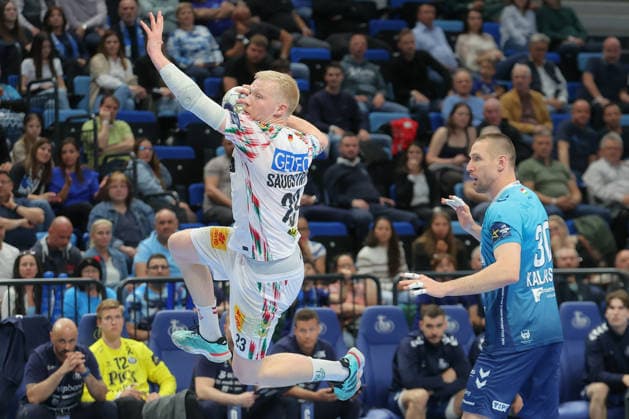29 04 2026, xtgx, Handball, EHF Champions League 1 4 Final, Pick Szeged SC Magdeburg v l Magnus Saugstrup Magdeburg, 23 throws goal, goal scorer, scores goal, scores the goal Szegend