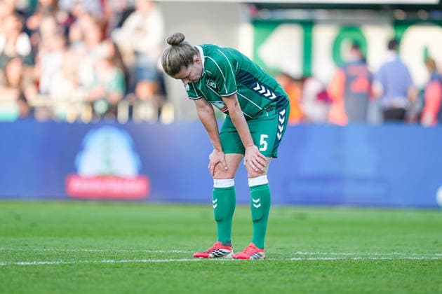 29 04 2026, xydrx, Women, Football, 1 Women Bundesliga, SV Werder Bremen FC Bayern Munich, Season 2025 2026, Stadium Platz 11 Michelle Ulbrich SV Werder Bremen, 5 disappointed after the 2 0 defeat DFB regulations prohibit any use of photographs as image sequences and or quasi video Copyright: HMBxMedia YannisxDreimann