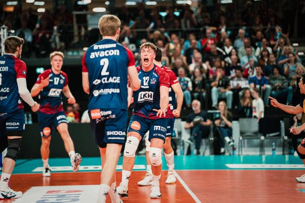 VBL SVG Lüneburg vs Berlin Recycling Volleys, 29 04 2026 Santeri Välimaa SVG Lüneburg, 12 cheers Volleyball Bundesliga, Playoffs, Final, Game 1 SVG Lüneburg vs Berlin Recycling Volleys on 29 04 2026 at the LKH Arena, Lüneburg Copyright: xBEAUTIFULxSPORTS Tonhäuserx