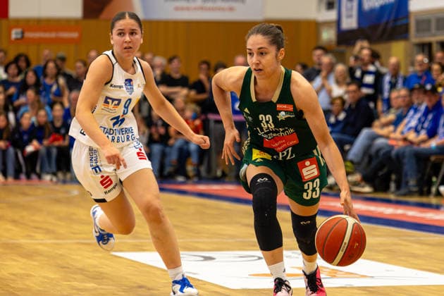 Womens Basketball Bundesliga 1 DBBL, BC Pharmaserv Marburg vs Rutronik Stars Keltern, Sporthalle Georg Gassmann Stadion Marburg 29 04 2026 Womens Basketball Bundesliga DBBL, Marburg, Germany 29 04 2026 Karina Konstantinova Rutronik Stars Keltern, 33 on the ball against Marianna Byvatov BC Marburg, 9 , 1 DBBL, Game of BC Marburg vs Rutronik Stars Keltern, Sporthalle Georg Gassmann Stadion Marburg Copyright: xBEAUTIFULxSPORTS Freudensteinx