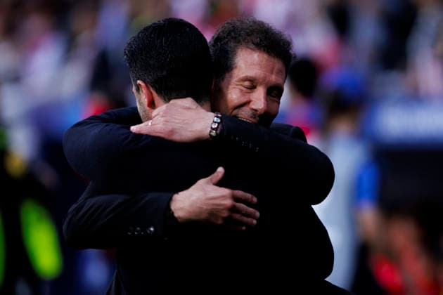 UEFA champions league - Atletico de Madrid vs Arsenal MADRID,SPAIN - 29 April:Head coach of Arsenal Mikel Arteta and Head coach of Atletico de Madrid Diego Pablo Simeone greet each other during the UEFA Champions League 2025 26 semifinal first Leg match between Atletico de Madrid and Arsenal at Riyadh Air Metropolitano Stadium. (Photo by Guille Martinez f22photo) Madrid Riyadh Air Metropolitano Stadium Spain Copyright: xGuillermoxMartinezx
