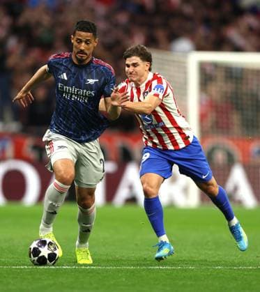 William Saliba of Arsenal and Julian Ãlvarez of Atletico Madrid in action Atletico Madrid v Arsenal, UEFA Champions League, Semi Final, First Leg, Football, Riyadh Air Metropolitano, Madrid, Spain - 29 Apr 2026Madrid Riyadh Air Metropolitano Spain EDITORIAL USE ONLY No use with unauthorised audio, video, data, fixture lists, club league logos or live services. Online in-match use limited to 120 images, no video emulation. No use in betting, games or single club league player publications. Copyright: xKieranxMcManus Shutterstockx 16847970z