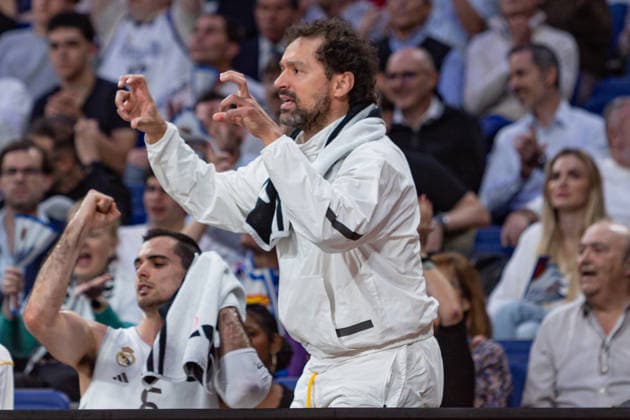 ESP Real Madrid v Hapoel IBI Tel Aviv Euroleague PlayOff Game 1 Sergio Llull of Real Madrid during the Euroleague match, PlayOff Game 1, between Real Madrid and Hapoel IBI Tel Aviv played at Movistar Arena Stadium on April 29 2026 in Madrid Spain Madrid Spain Basketball Copyright: xAlbaxPachecox xAgenciaxLOFx