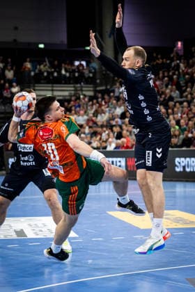 FLENSBURG, GERMANY - APRIL 29: Renars Uscins (Recken - TSV Hannover-Burgdorf, 10) against Simon Pytlick (SG Flensburg-Handewitt, 02) during the EHF European League quarter-final match between SG Flensburg-Handewitt vs Recken - TSV Hannover-Burgdorf at GP JOULE Arena, on matchday April 29, 2026 in Flensburg, Germany. Schleswig-Holstein Germany Copyright: xMarioxM.xKobergx