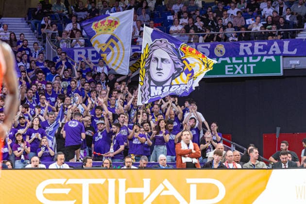 ESP Real Madrid v Hapoel IBI Tel Aviv Euroleague PlayOff Game 1 berserkers fans of Real Madrid during the Euroleague match, PlayOff Game 1, between Real Madrid and Hapoel IBI Tel Aviv played at Movistar Arena Stadium on April 29 2026 in Madrid Spain Madrid Spain Basketball Copyright: xAlbaxPachecox xAgenciaxLOFx