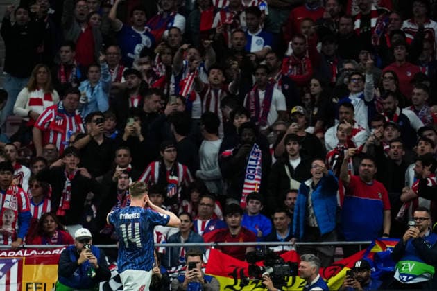 260429 Viktor Gyökeres of Arsenal celebrates during the UEFA Champions League semifinal match between Atletico Madrid and Arsenal on April 29, 2026 in Madrid Photo Bagu Blanco BILDBYRAN COP 18 XY0118 fotboll football soccer fotball uefa champions league champions league semifinal semifinals atletico madrid arsenal bbeng jubilation  Copyright: BAGUxBLANCO BB260429BB395