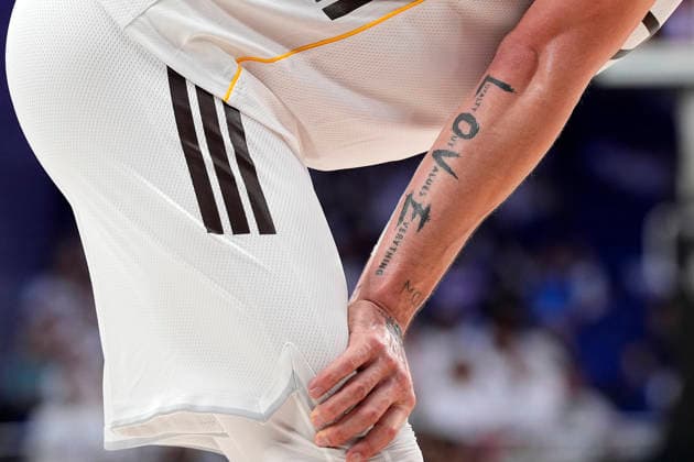 Real Madrid s Alex Len and Hapoel Ibi Tel Aviv s during Euroleague Play-offs Game 1 match. April 29, 2026. (20260429336)