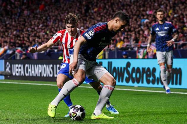 UEFA Champions League semifinals Atletico de Madrid vs Arsenal April 29, Madrid, Madrid, Spain Julian Alvarez figth for the ball with Saliba during UEFA Champions League 2025 26 match beetween Atletico de Madrid and Arsenal at Riyadh Air Metropolitano on April 29, 2026, in Madrid, Spain Madrid Spain Madrid Madrid Madrid Madrid Spain Real Madrid C F v Manchester City UEFA Champions League 2025 Copyright: xAlejandroxMatiasx