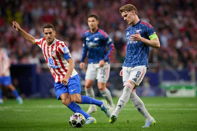 Atletico de Madrid v Arsenal FC - UEFA Champions League 2025 2026 Semi-final, 1st leg Atletico de Madrid s Koke Resurreccion (r) and Arsenal FC™s Martin Odegaard during Champions League 2025 2026, semi-final, 1st leg, April 29 ,2026. (ALTERPHOTOS Ropero) MadridSpain  Copyright: xRoperox