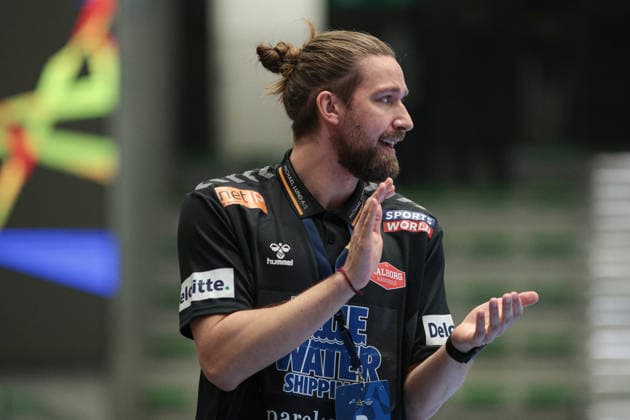 BDahl Jorgensen, Simon ALLBORG in action during the match between Sporting Clube de Portugal vs AALBORG HANDBOLD, valid for Machineseeker EHF Champions League Quarter-finals 2025 2026 at Pavilhao Joao Rocha in Lisbon on 29 Apri 2026. Lisbon Pavilhao Joao Rocha Lisbon Portugal Copyright: xIMAGOx xPRIMExSPORTSxIMAGESx xANGELOxMOREIRAx