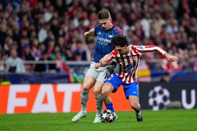 April 29, 2026, Madrid, Madrid, Spain: Viktor Gyokeres of Arsenal FC and Johnny Cardoso of Atletico de Madrid compete for the ball during the UEFA Champions League 2025 26 League Semi Final First Leg match between Atletico de Madrid and Arsenal FC at Riyadh Air Metropolitano on April 29, 2026, in Madrid, Spain. Atletico De Madrid V Arsenal FC - UEFA Champions League 2025 26 League Semi Final First Leg  - ZUMAa181 20260429_zaa_a181_381 Copyright: xDennisxAgyemanx