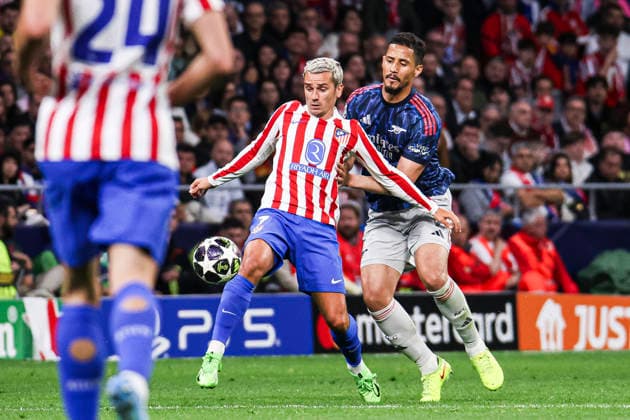 UEFA Champions League semifinals Atletico de Madrid vs Arsenal April 29, Madrid, Madrid, Spain Antoine Griezmann figth for the ball against Saliba during UEFA Champions League 2025 26 match beetween Atletico de Madrid and Arsenal at Riyadh Air Metropolitano on April 29, 2026, in Madrid, Spain Spain Madrid Spain Madrid Madrid Spain Real Madrid C F v Manchester City UEFA Champions League 2025 Copyright: xAlejandroxMatiasx