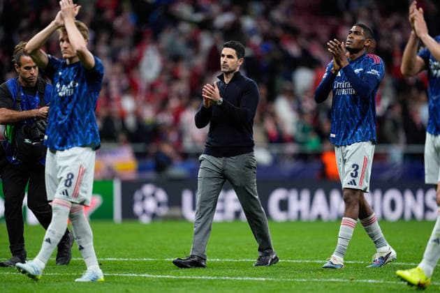 April 29, 2026, Madrid, Madrid, Spain: Mikel Arteta, head coach of Arsenal FC, greets the supporters during the UEFA Champions League 2025 26 League Semi Final First Leg match between Atletico de Madrid and Arsenal FC at Riyadh Air Metropolitano on April 29, 2026, in Madrid, Spain. Madrid Spain - ZUMAa181 20260429_zaa_a181_423 Copyright: xDennisxAgyemanx