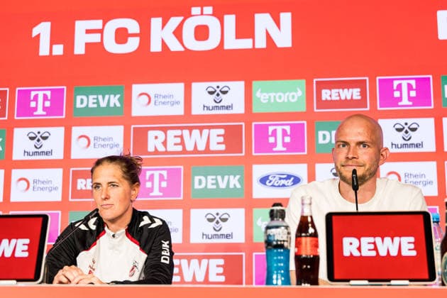 COLOGNE, GERMANY - APRIL 30: Britta Carlson (Head Coach 1. FC Koeln women) and Rene Wagner (Head Coach 1. FC Koeln) during the joint pre game press conference, PK, Pressekonferenz before the Google Pixel Frauen Bundesliga game between 1. FC Koeln vs SV Werder Bremen at RheinEnergiestadion and the 1. Bundesliga match between Union Berlin and 1. FC Köln at Geissbockheim on April 30, 2026 in Cologne, Germany. North Rhine Westphalia Germany Copyright: xSteffiexWunderlx